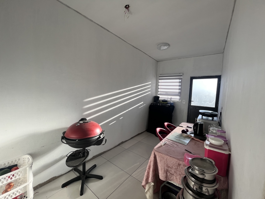 5 Bedroom Property for Sale in Wilkoppies North West